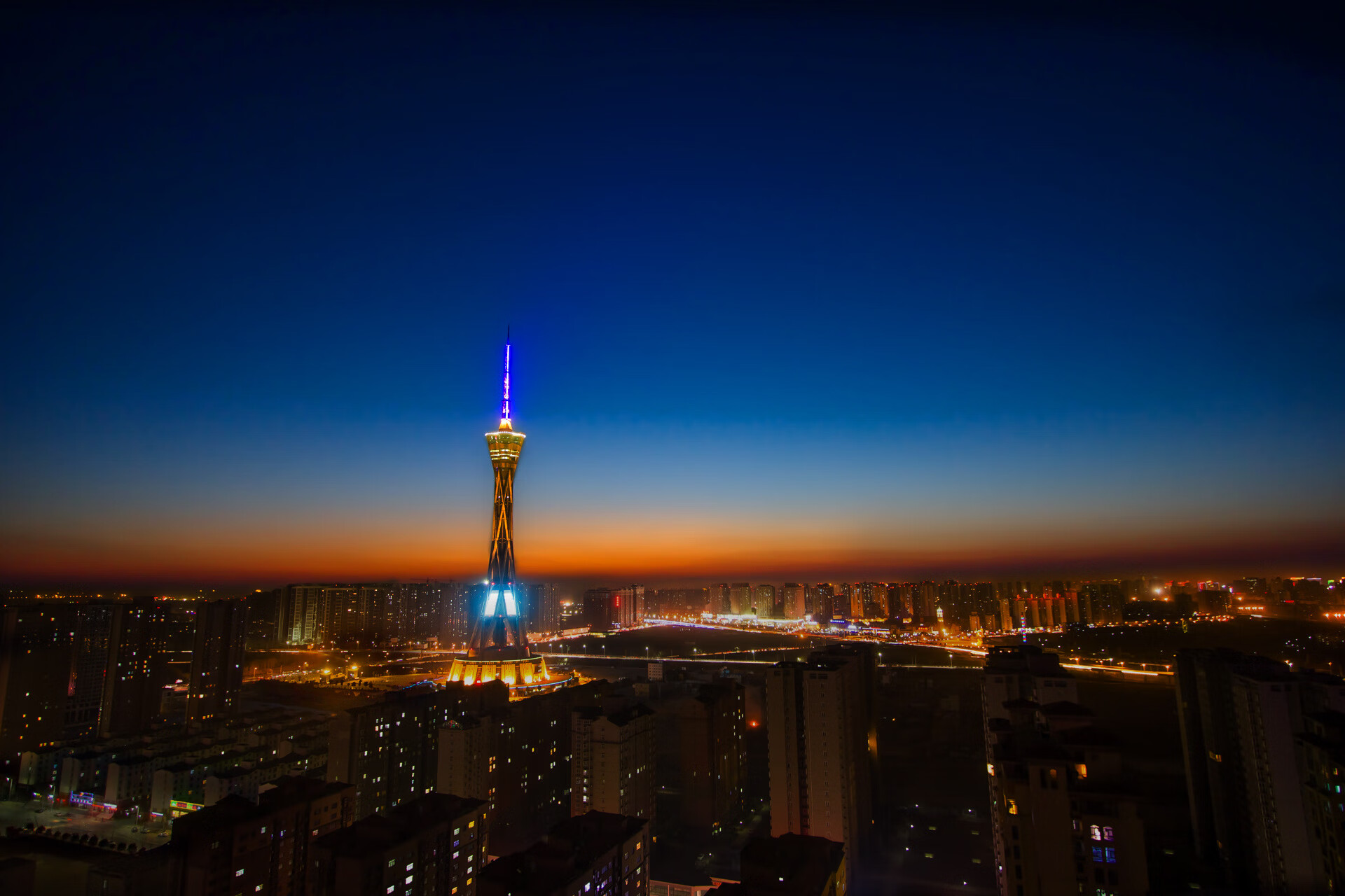 堡垒之夜冠军杯开战在即，堡垒之夜冠军多少钱